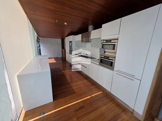 Moradia T8 para Venda em São Roque Foto 6