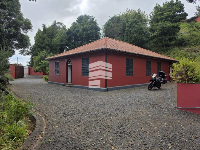 Moradia T8 para Venda em São Roque Foto 22