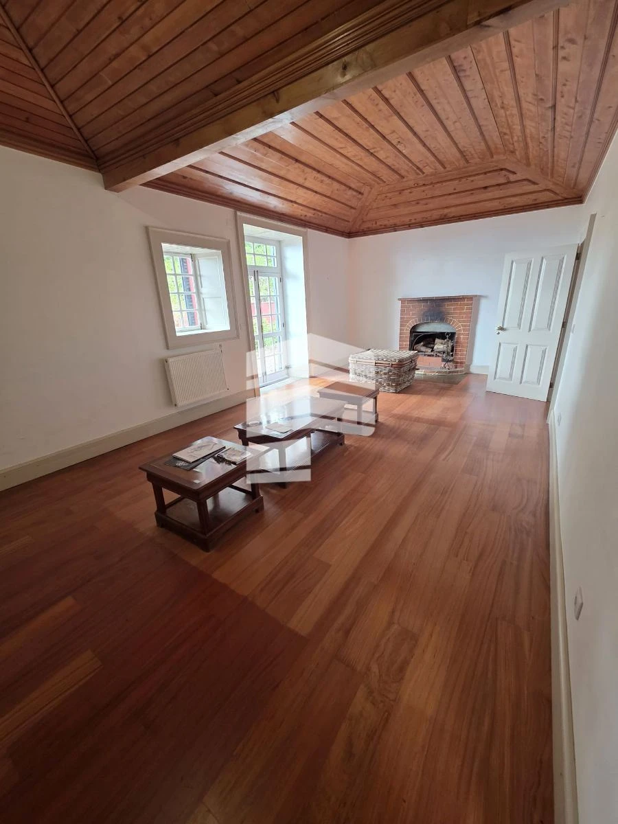 Moradia T8 para Venda em São Roque Foto 25