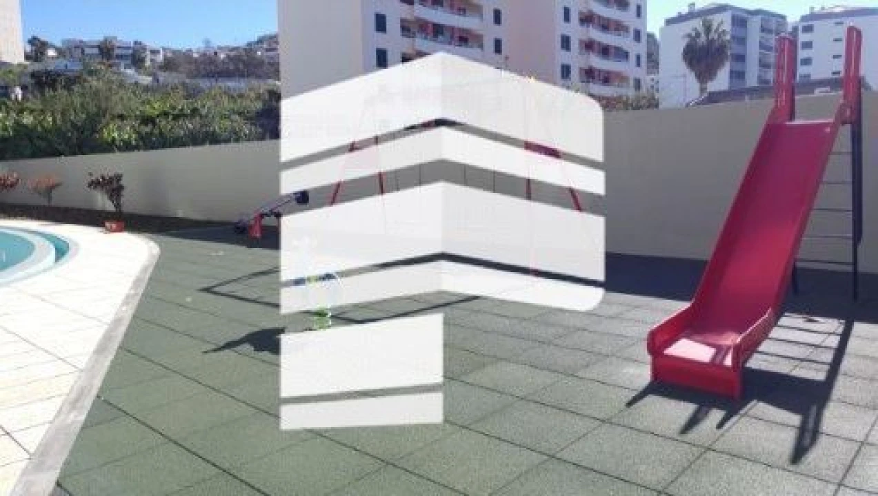 Apartamento T4 para Venda em São Martinho Foto 22