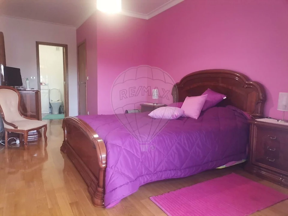 Apartamento T4 para Venda em Buarcos Foto 10