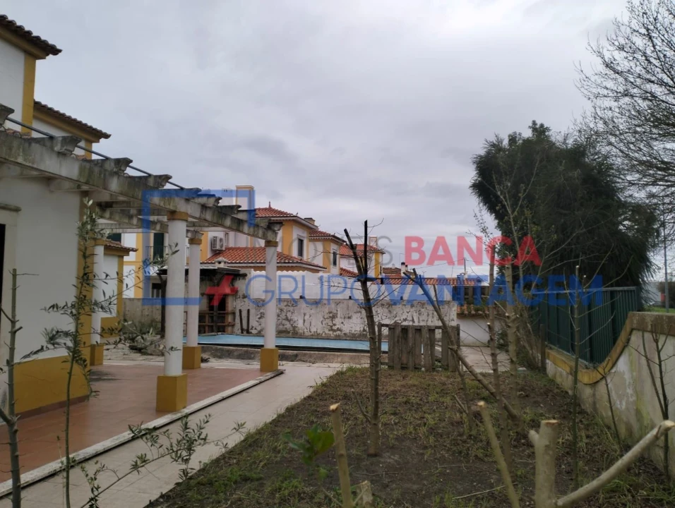 Moradia T3 para Venda em Benavente Foto 5