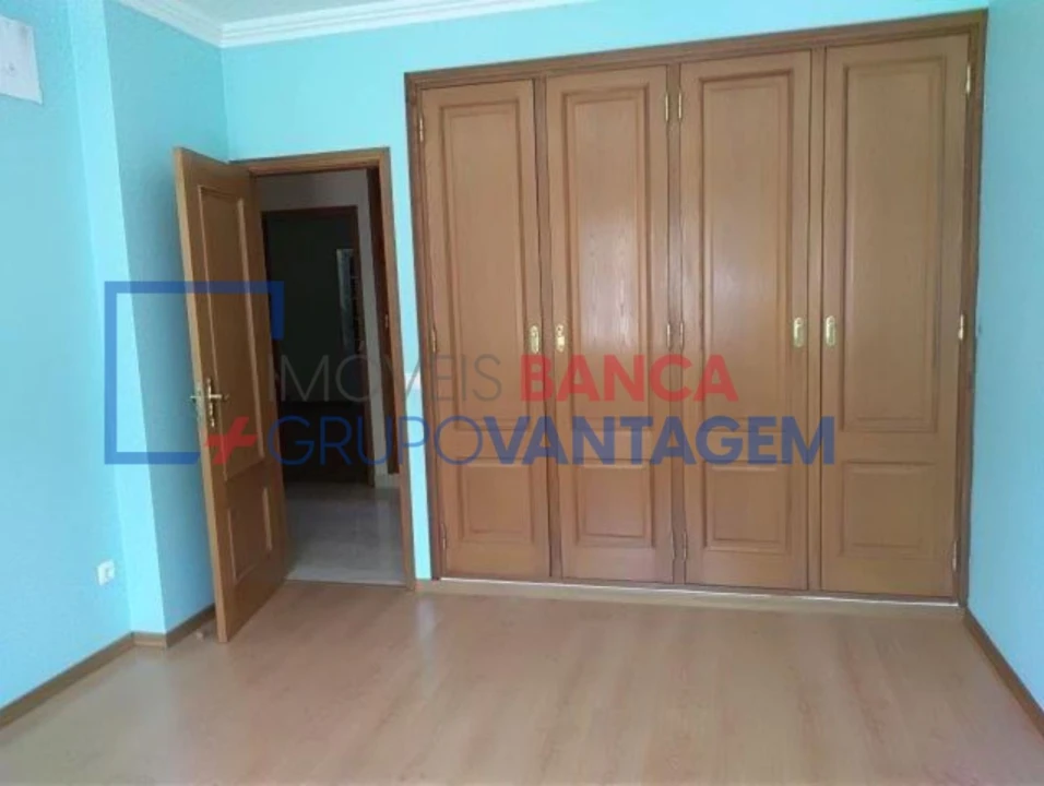 Moradia T3 para Venda em Benavente Foto 16