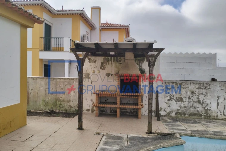 Moradia T3 para Venda em Benavente Foto 29