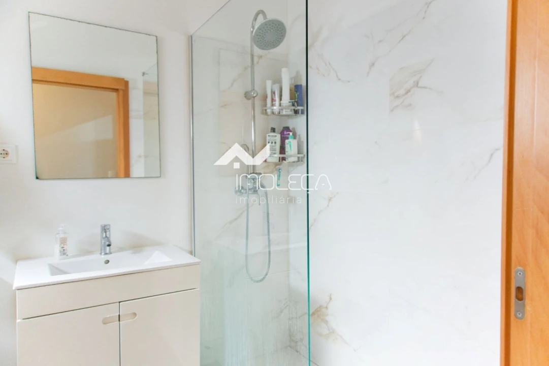 Apartamento T2 para Arrendamento em Perafita, Lavra e Santa Cruz do Bispo Foto 16