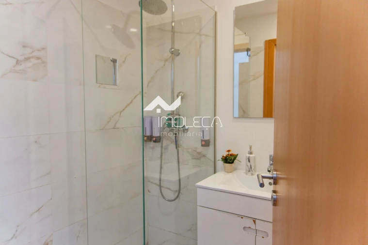 Apartamento T2 para Arrendamento em Perafita, Lavra e Santa Cruz do Bispo Foto 18