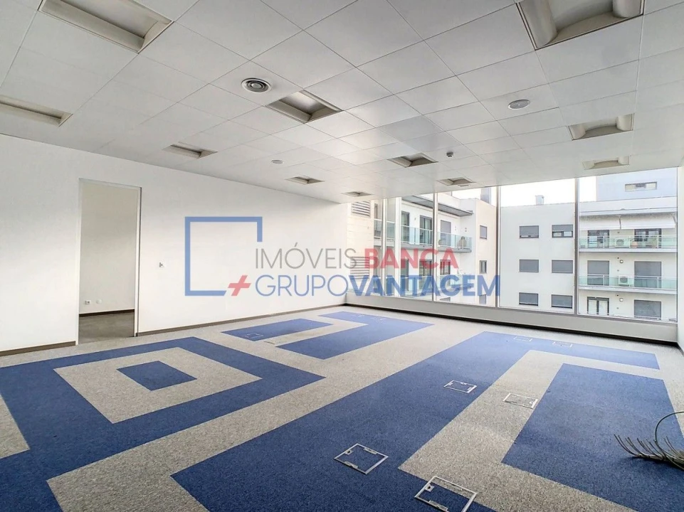 Escritório para Arrendamento em Odivelas Foto 8