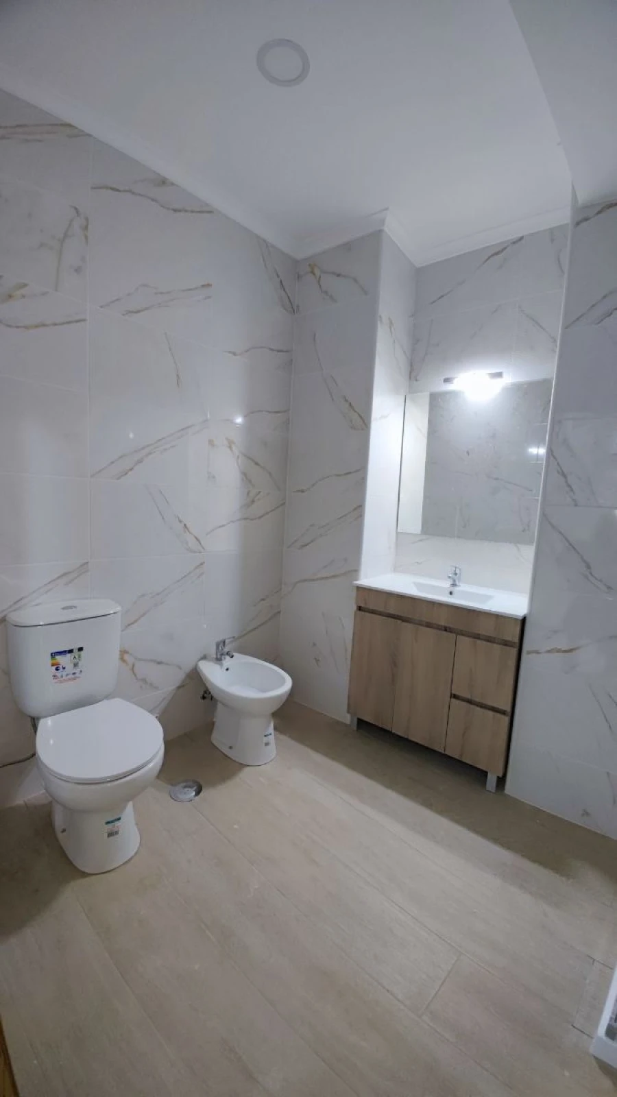 Apartamento T1 para Arrendamento em Buarcos Foto 8