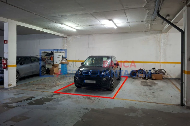 Negócio para Venda em Venda do Pinheiro e Santo Estêvão das Galés Foto 11