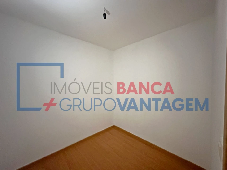 Apartamento T2 para Venda em Gulpilhares e Valadares Foto 2