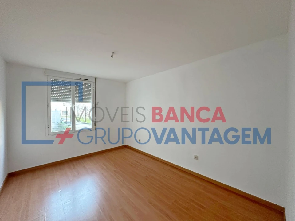 Apartamento T2 para Venda em Gulpilhares e Valadares Foto 10