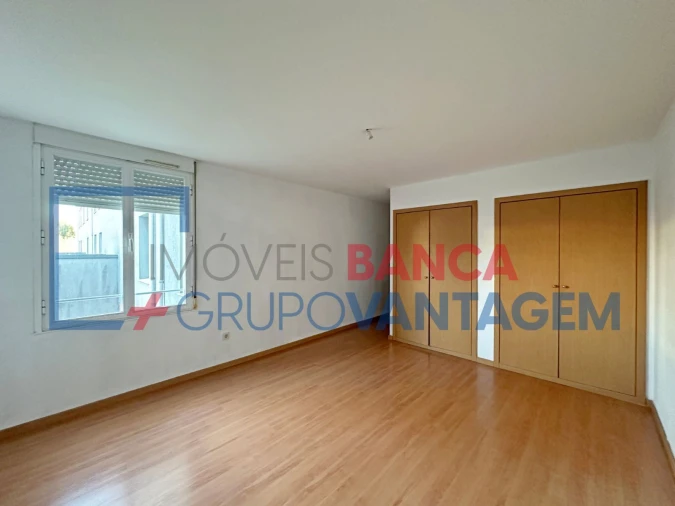Apartamento T2 para Venda em Gulpilhares e Valadares Foto 4