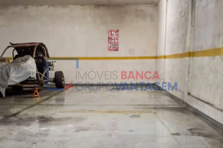 Negócio para Venda em Venda do Pinheiro e Santo Estêvão das Galés Foto 7