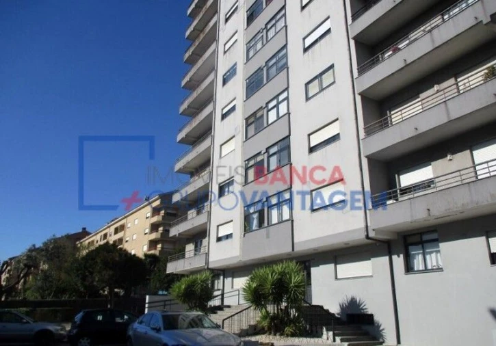 Apartamento T2 para Venda em Mafamude e Vilar do Paraíso Foto 2