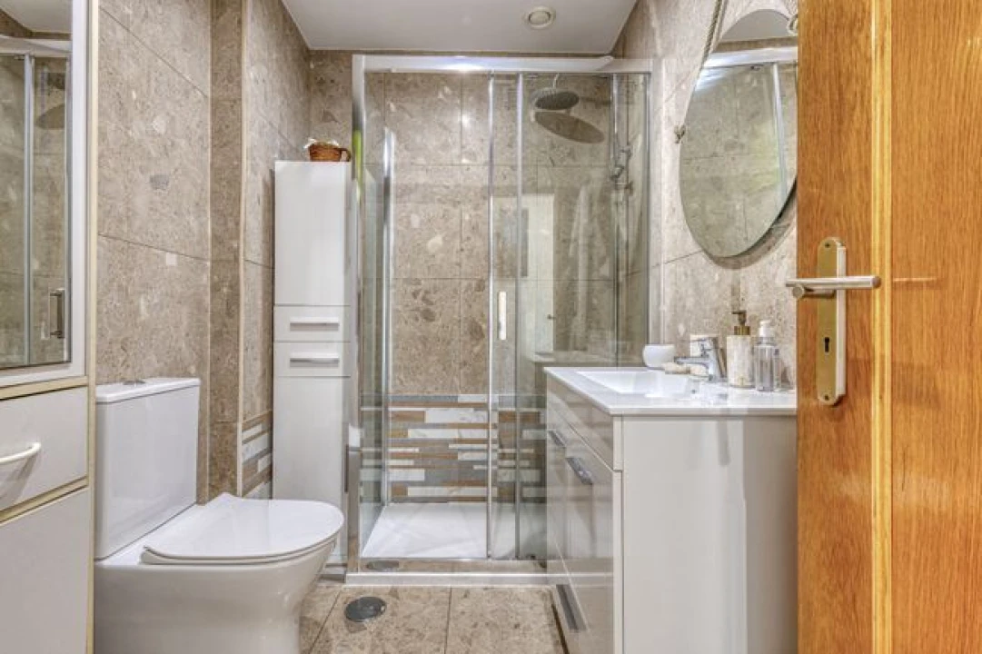 Apartamento T1 para Venda em Mafamude e Vilar do Paraíso Foto 14