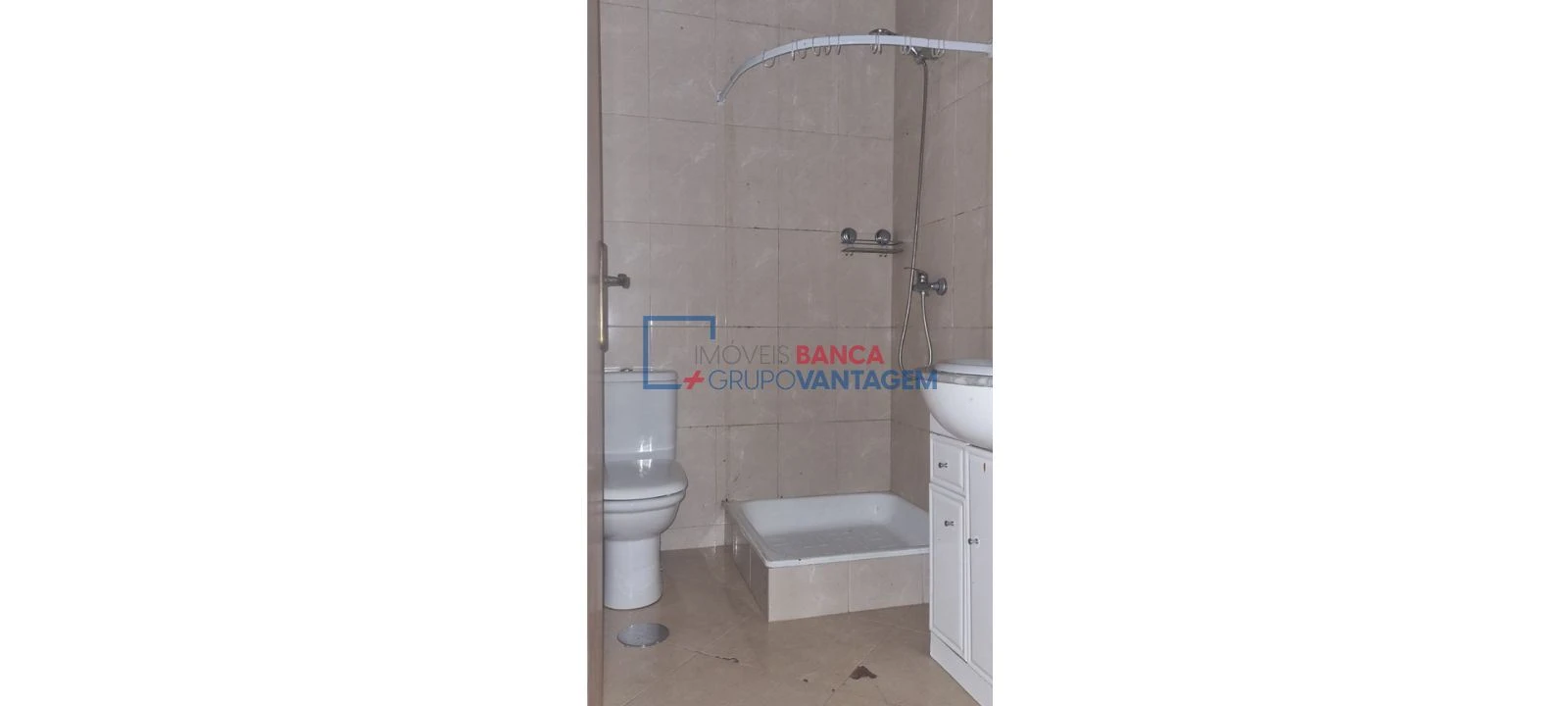 Apartamento T2 para Venda em Rio Tinto Foto 10