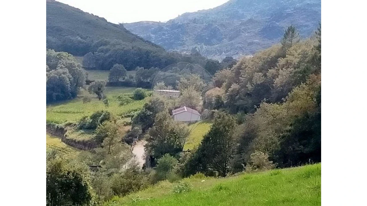 Moradia para Venda em Outeiro Foto 6