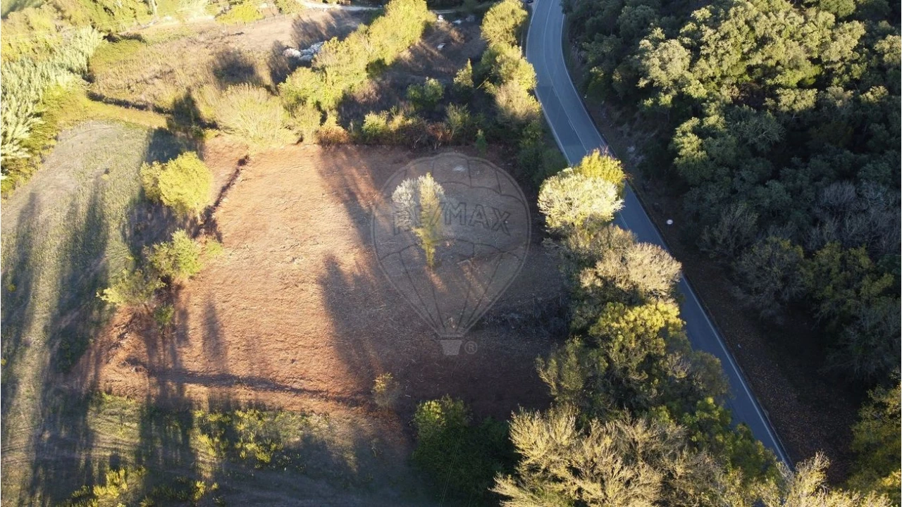 Terreno para Venda em Bucelas Foto 1
