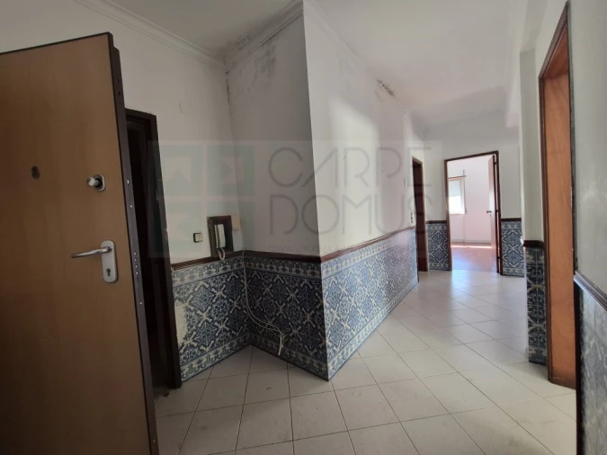 Apartamento T2 para Venda em Rio de Mouro Foto 11