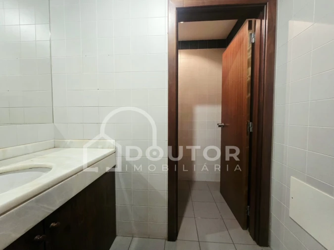 Escritório para Venda em Funchal (Se) Foto 5