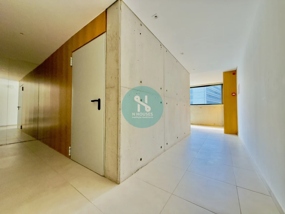 Apartamento T4 para Venda em Gualtar Foto 4