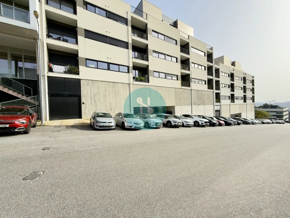 Apartamento T4 para Venda em Gualtar Foto 28