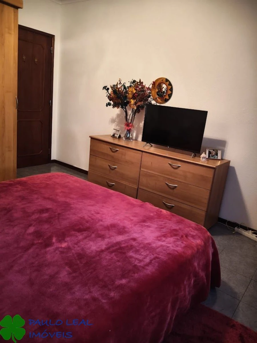 Apartamento T2 para Venda em Campanhã Foto 8
