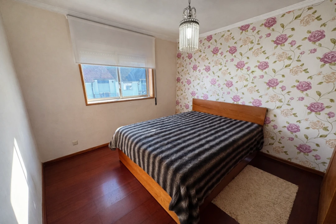 Moradia T4 para Venda em Castêlo da Maia Foto 16