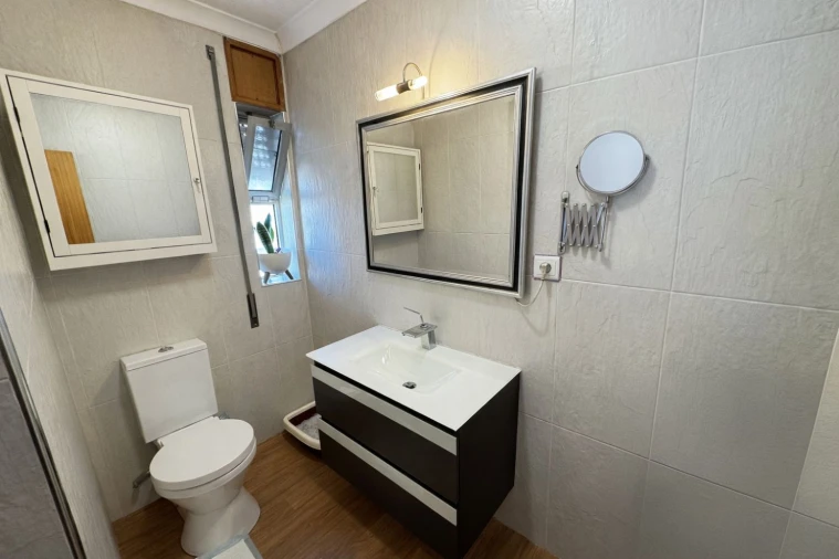 Moradia T4 para Venda em Castêlo da Maia Foto 11