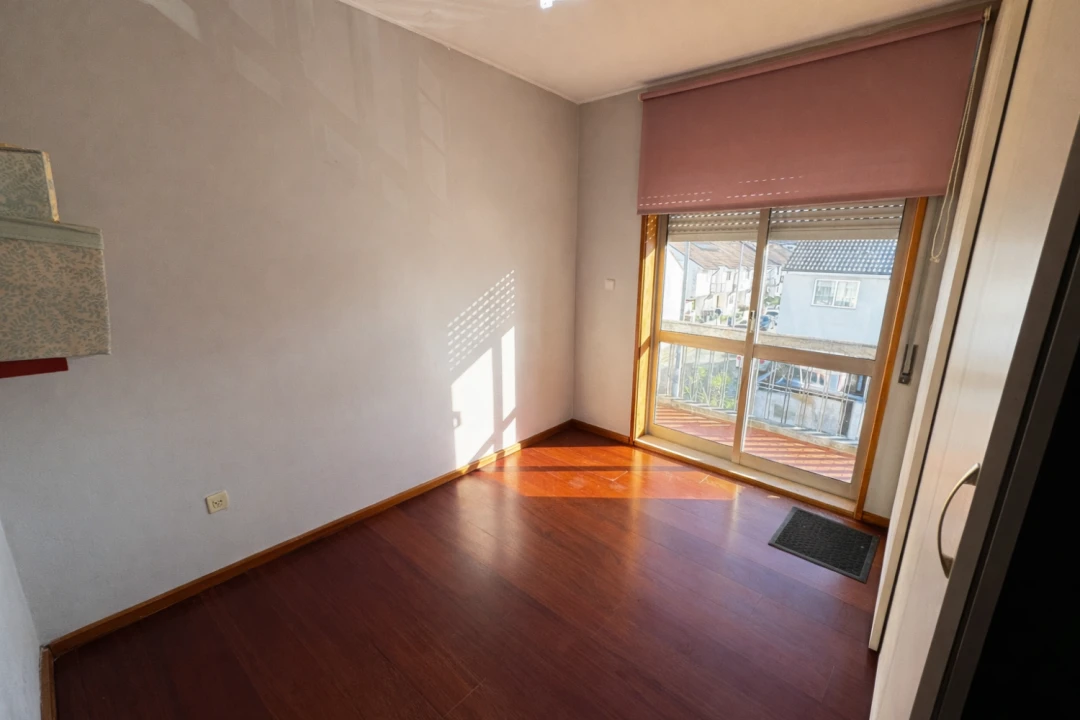 Moradia T4 para Venda em Castêlo da Maia Foto 12