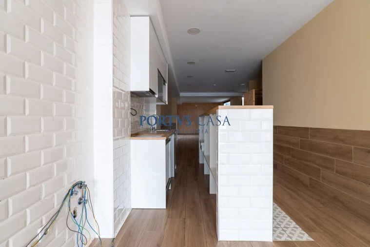 Loja para Arrendamento em Cedofeita, Santo Ildefonso, Sé, Miragaia, São Nicolau e Vitória Foto 18