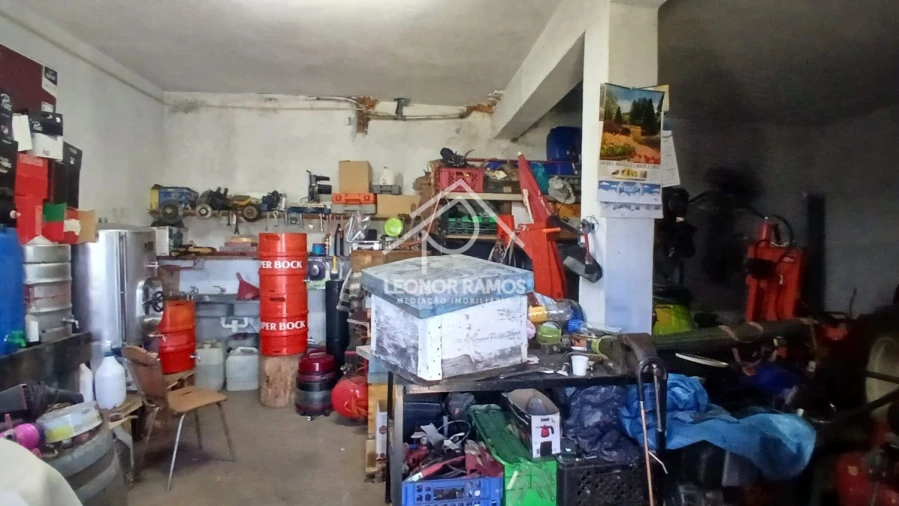 Moradia T4 para Venda em Cambas Foto 4