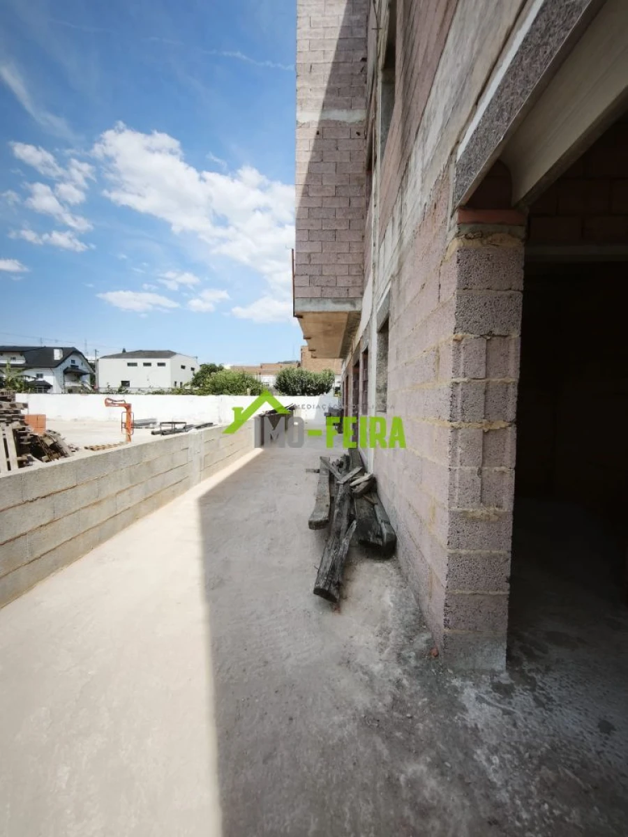 Apartamento T3 para Venda em Nogueira do Cravo e Pindelo Foto 25