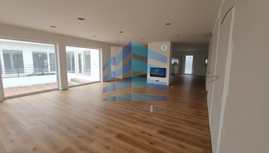 Moradia T4 para Venda em Oliveirinha Foto 1