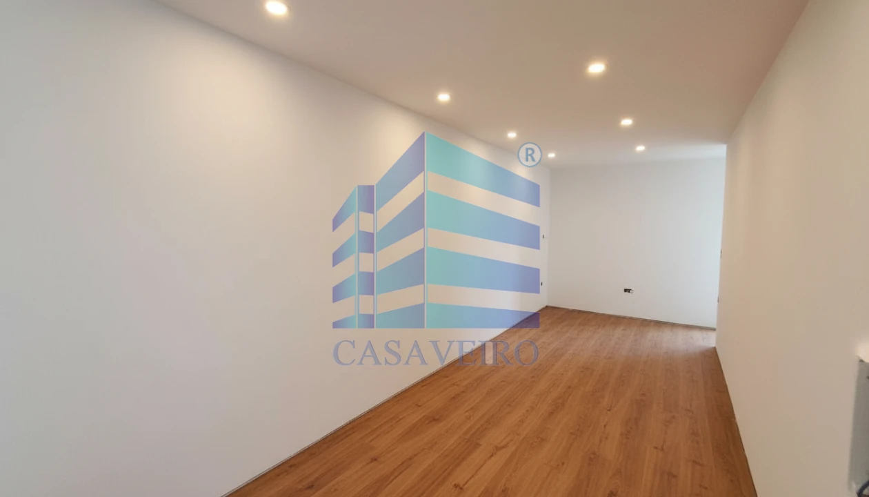 Moradia T4 para Venda em Oliveirinha Foto 4