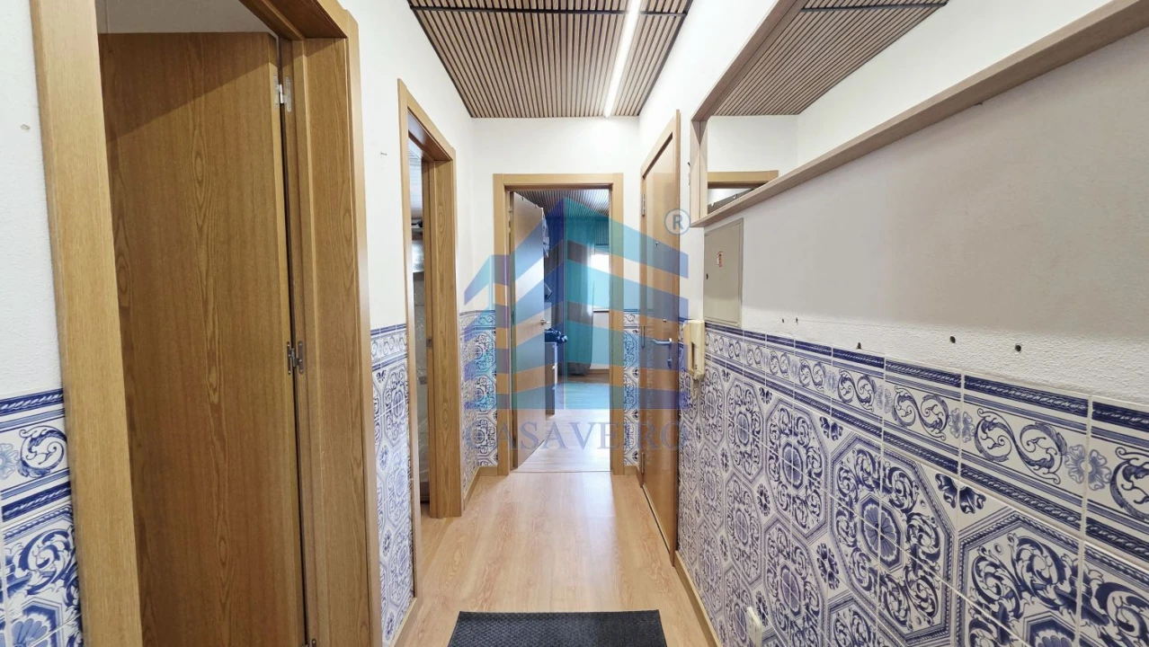 Apartamento T2 para Venda em Eixo e Eirol Foto 3