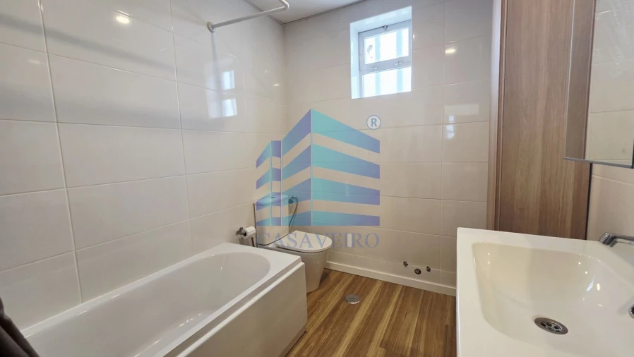 Apartamento T2 para Venda em Eixo e Eirol Foto 6