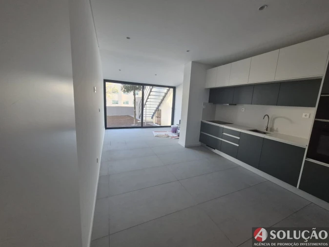 Apartamento T2 para Venda em Oliveira do Douro Foto 9