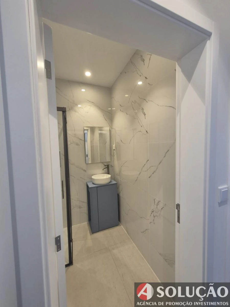 Apartamento T2 para Venda em Oliveira do Douro Foto 20