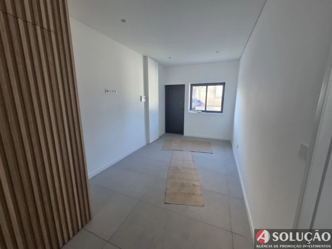 Apartamento T2 para Venda em Oliveira do Douro Foto 8