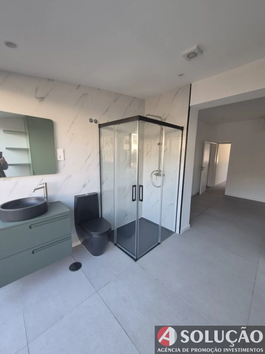 Apartamento T2 para Venda em Oliveira do Douro Foto 25