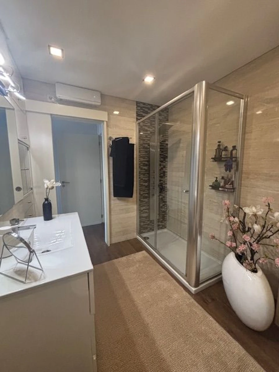 Apartamento T2 para Venda em Moreira Foto 11