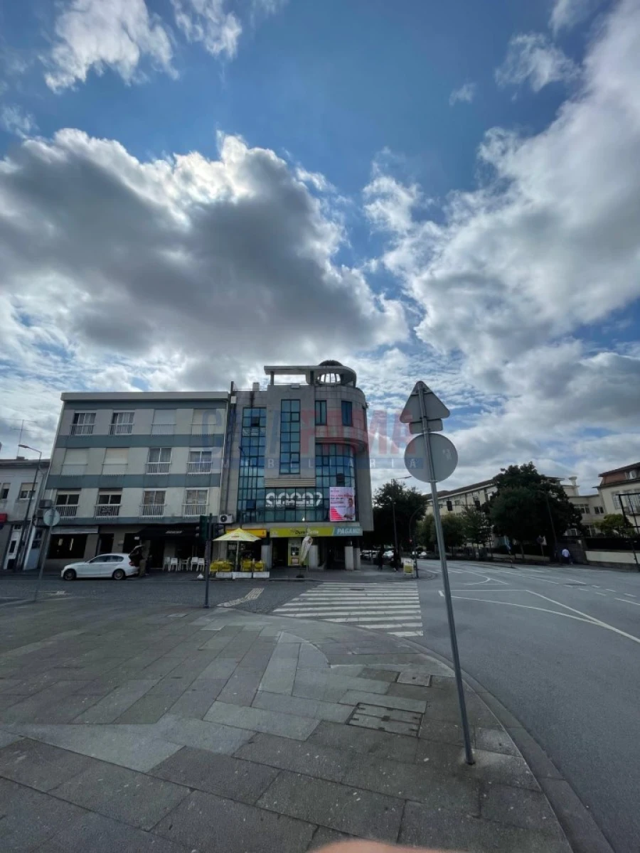 Apartamento T3 para Venda em Santo Tirso, Couto (Santa Cristina e São Miguel) e Burgães Foto 24