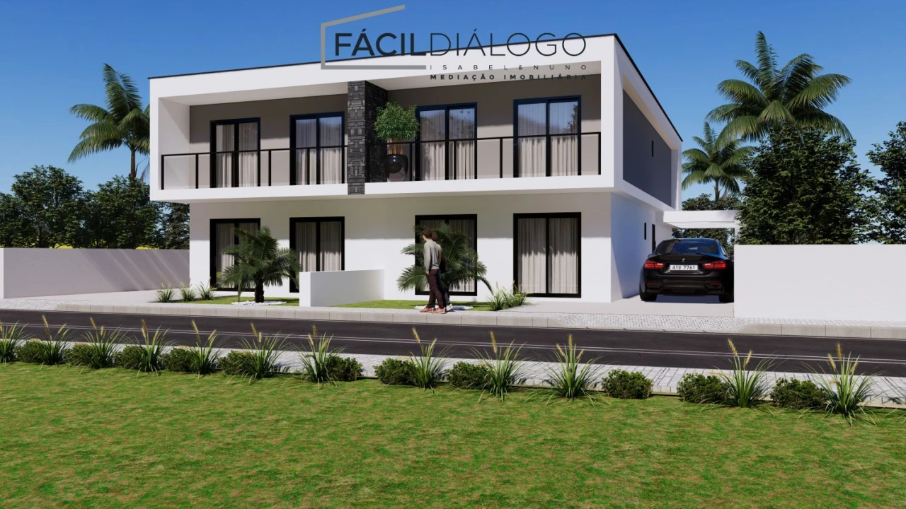 Moradia T4 para Venda em Fernao Ferro Foto 1