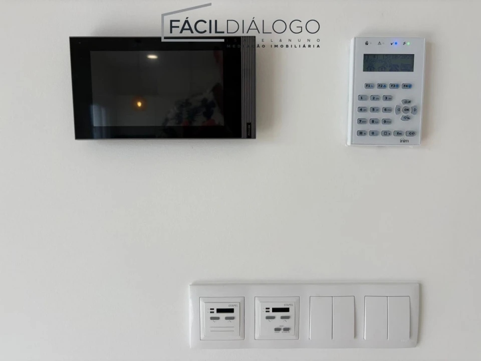 Moradia T4 para Venda em Fernao Ferro Foto 5