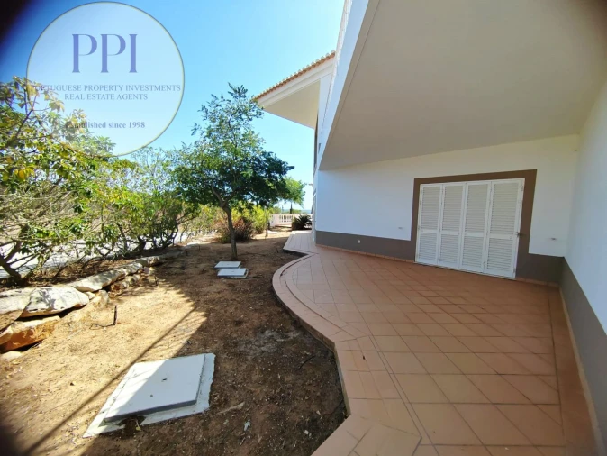 Moradia T4 para Venda em Budens Foto 34