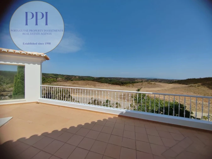 Moradia T4 para Venda em Budens Foto 39