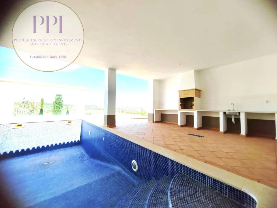 Moradia T4 para Venda em Budens Foto 37