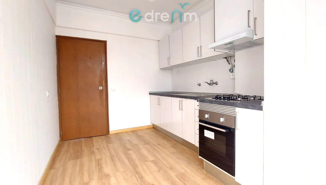 Apartamento T2 para Venda em União das Freguesias de Setúbal Foto 24