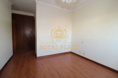 Apartamento T2 para Venda em Paços de Brandão